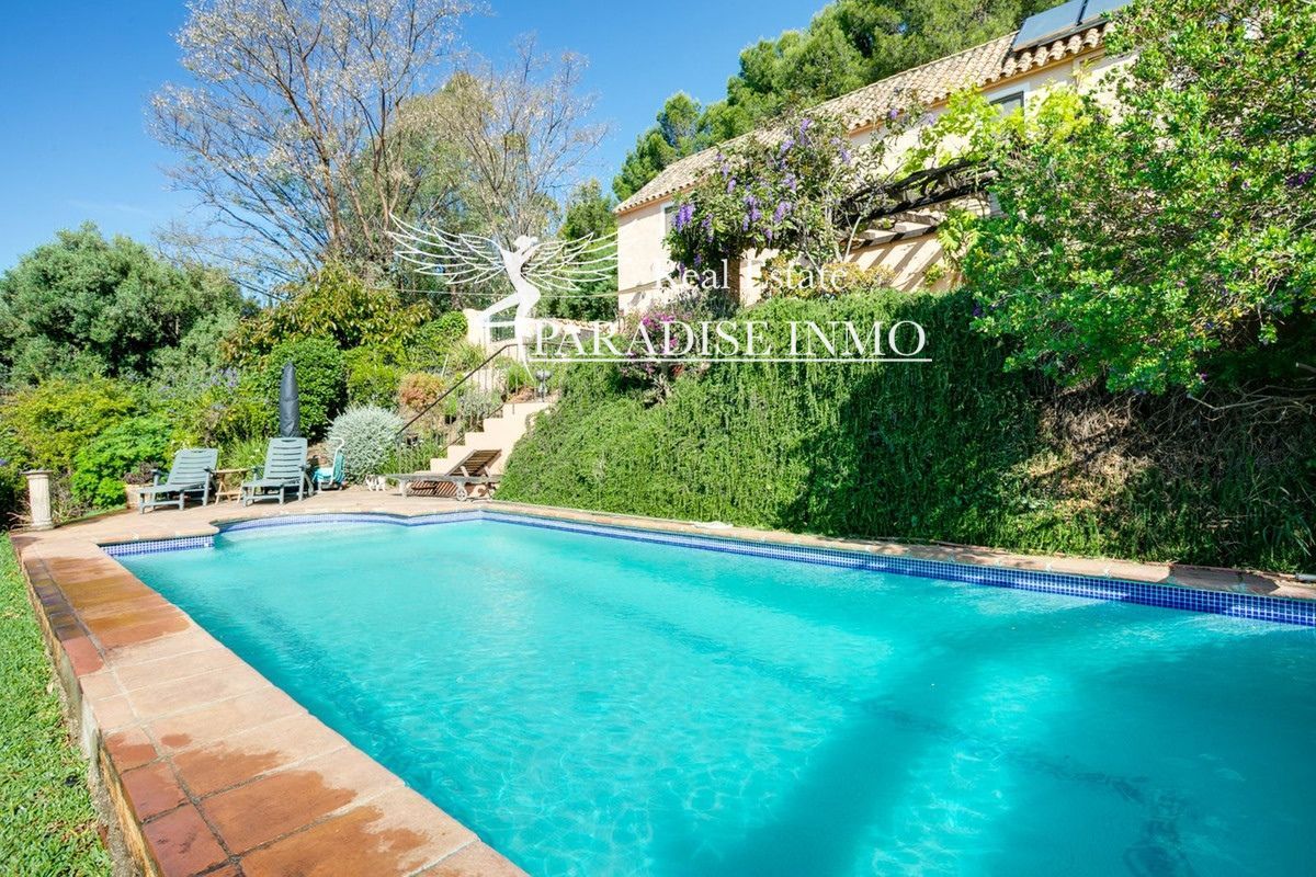 Detached villa for sale Estepona, Málaga. Ref: 3846. Paradise Group 