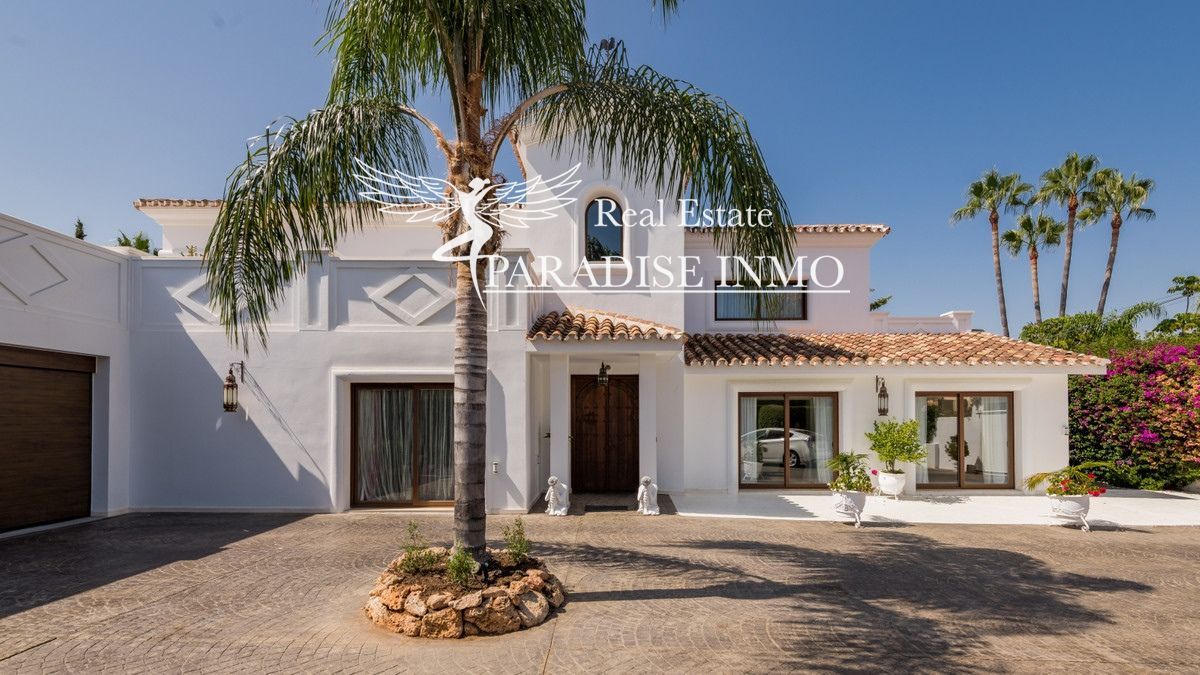 Detached villa for sale Estepona, Málaga. Ref: 3860. Paradise Group 