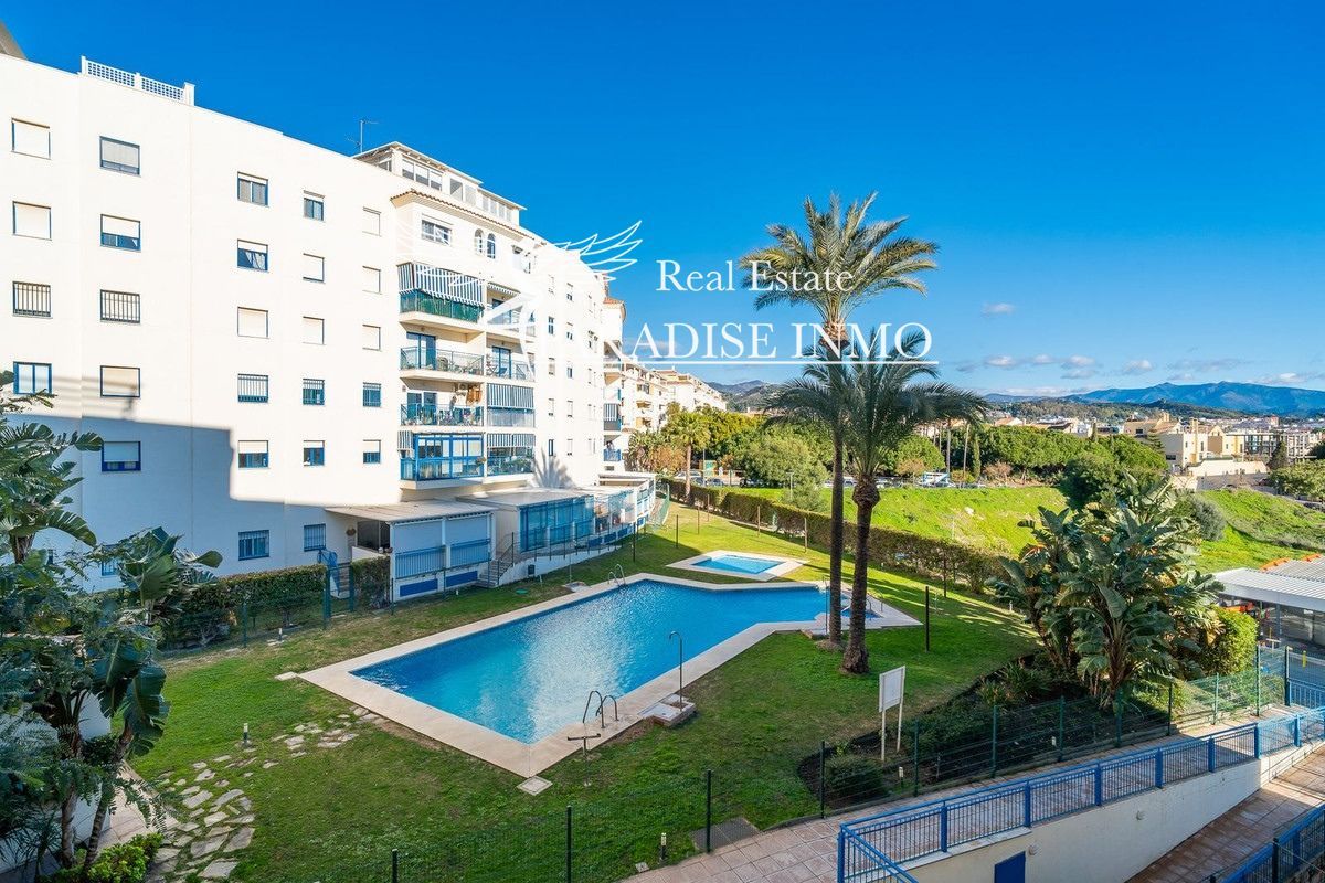 Flat for sale Estepona, Málaga. Ref: 3883. Paradise Group 
