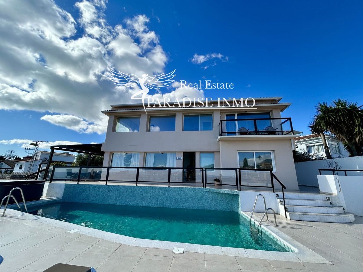 Detached villa for sale Fuengirola, Málaga. Ref: 3886. Paradise Group 