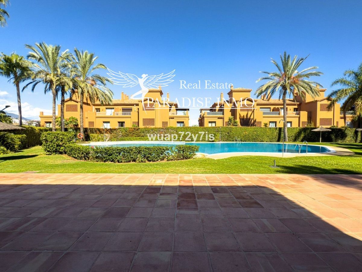 Flat for sale Estepona, Málaga. Ref: 3900. Paradise Group 