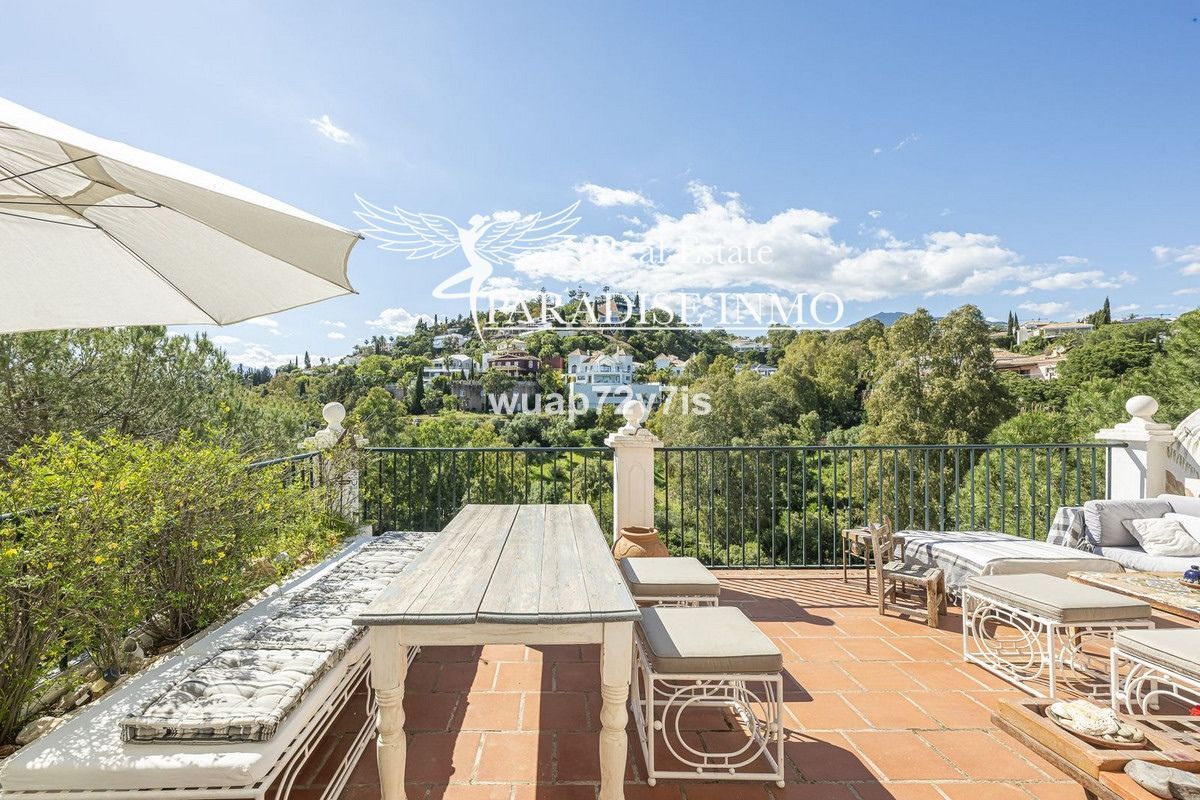 Detached villa for sale Benahavis, Málaga. Ref: 3909. Paradise Group 