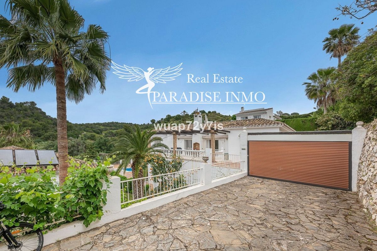 Detached villa for sale Marbella, Málaga. Ref: 3912. Paradise Group 