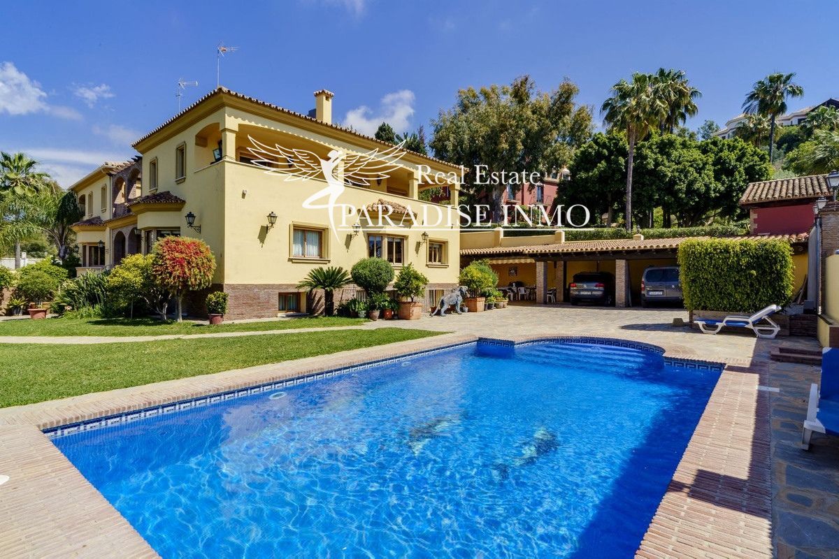 Detached villa for sale Benahavis, Málaga. Ref: 3918. Paradise Group 