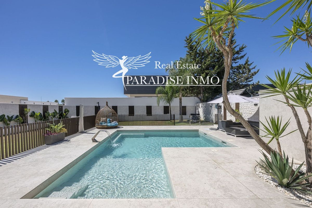 Detached villa for sale Estepona, Málaga. Ref: 3919. Paradise Group 