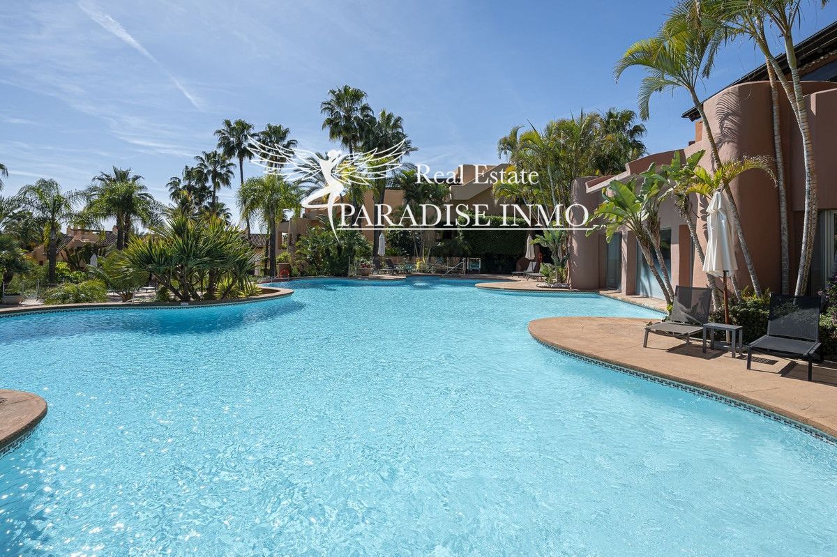 Flat for sale Marbella, Málaga. Ref: 3924. Paradise Group 