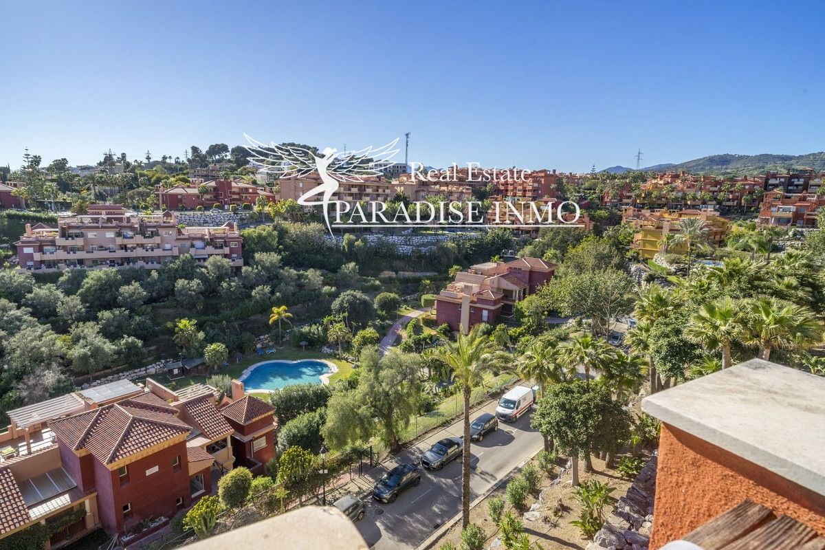 Flat for sale Marbella, Málaga. Ref: 3932. Paradise Group 