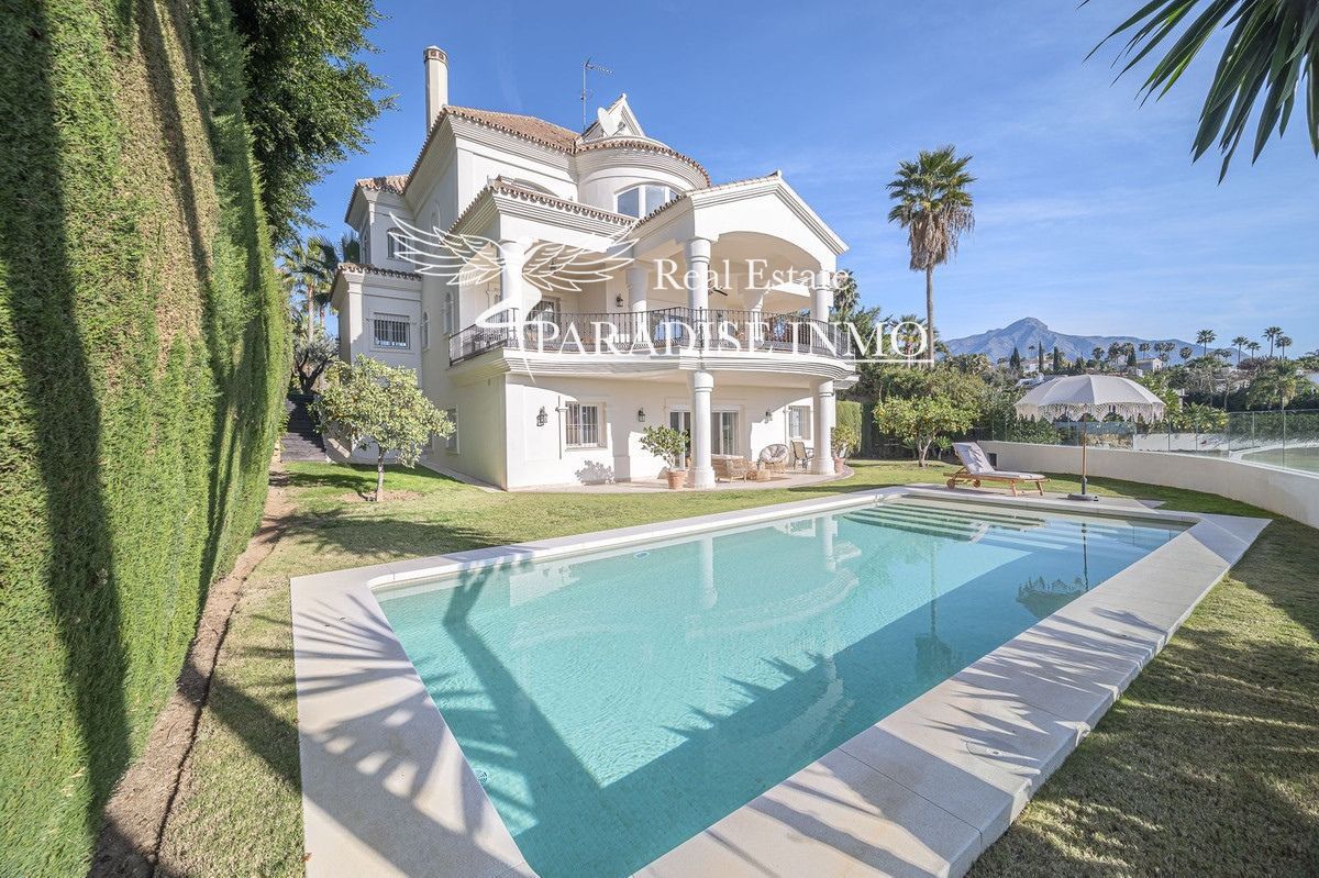 Detached villa for sale Marbella, Málaga. Ref: 3936. Paradise Group 