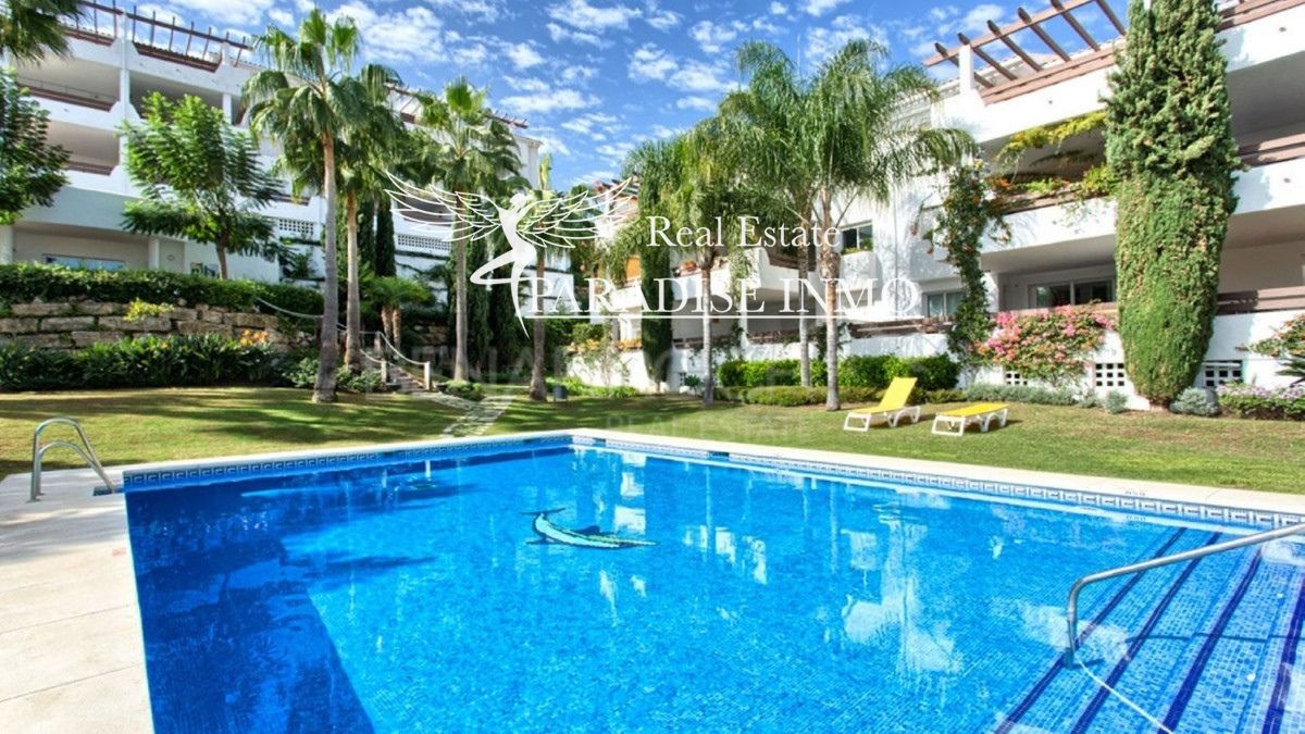 Flat for sale Estepona, Málaga. Ref: 3960. Paradise Group 