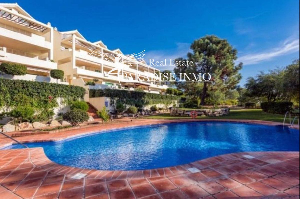 Flat for sale Estepona, Málaga. Ref: 3962. Paradise Group 