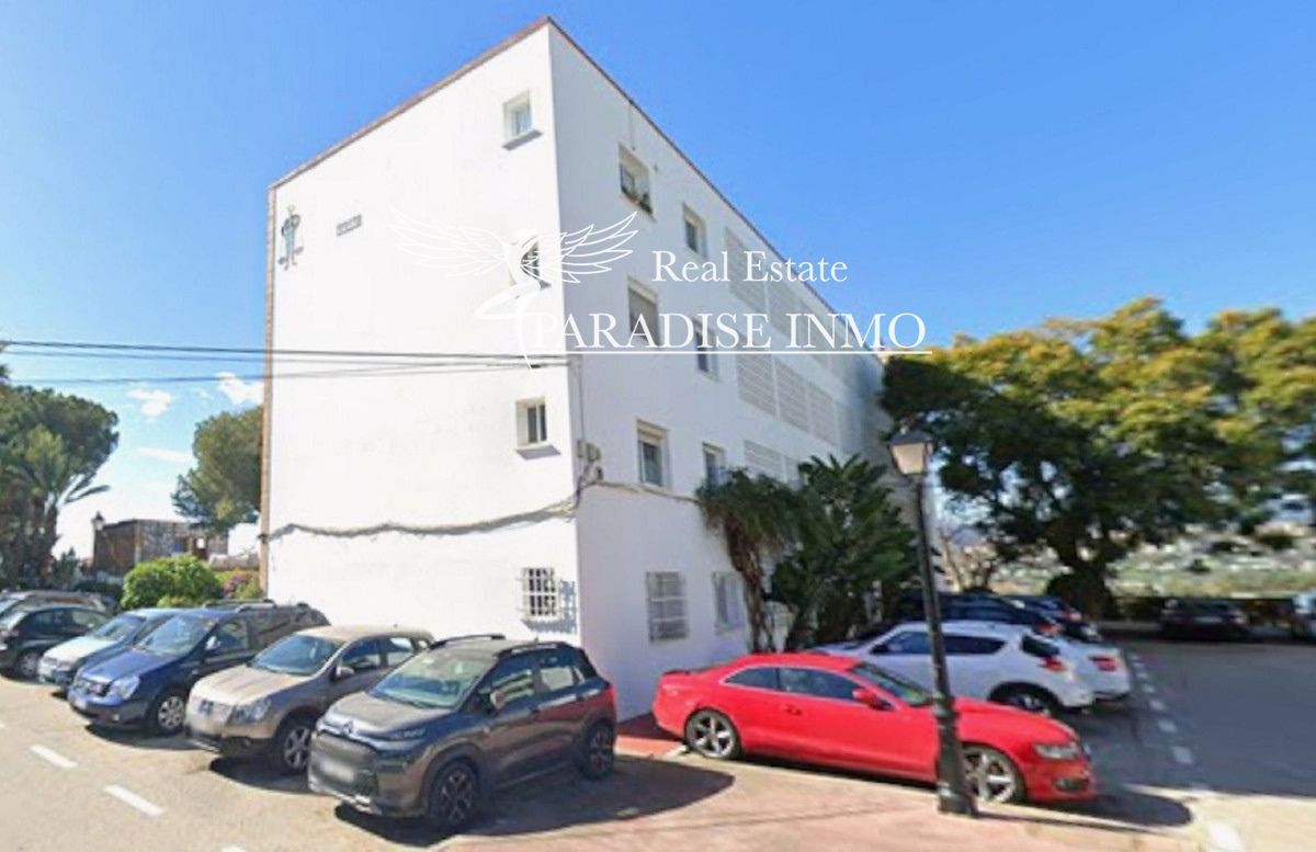 Flat for sale Marbella, Málaga. Ref: 3970. Paradise Group 