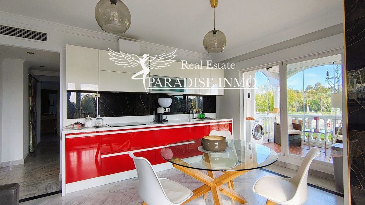 Flat for sale Marbella, Málaga. Ref: 3973. Paradise Group 