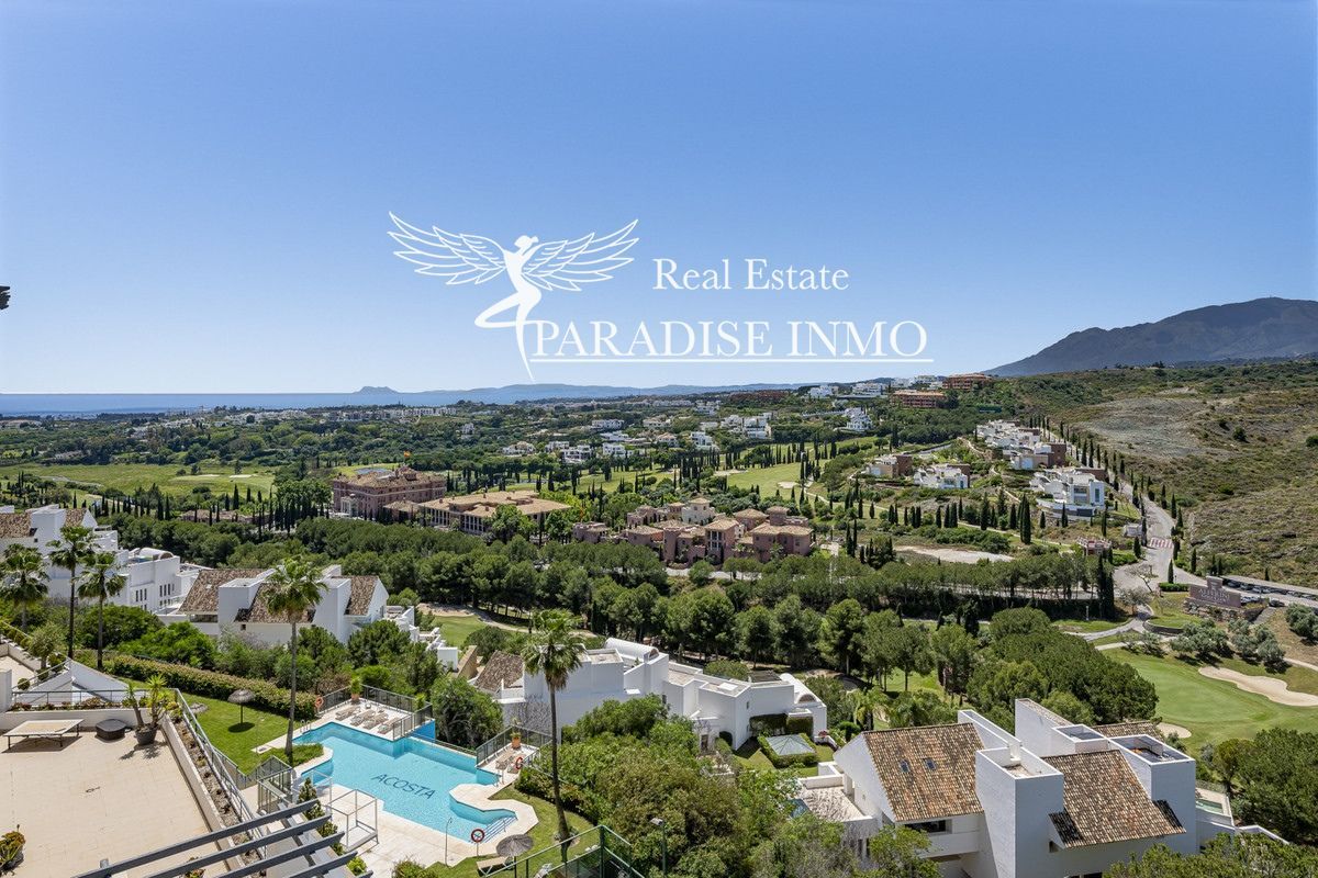 Flat for sale Benahavis, Málaga. Ref: 3995. Paradise Group 