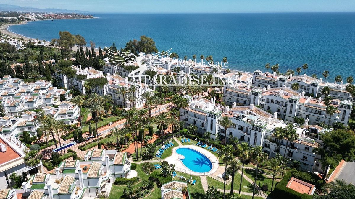 Flat for sale Estepona, Málaga. Ref: 4006. Paradise Group 