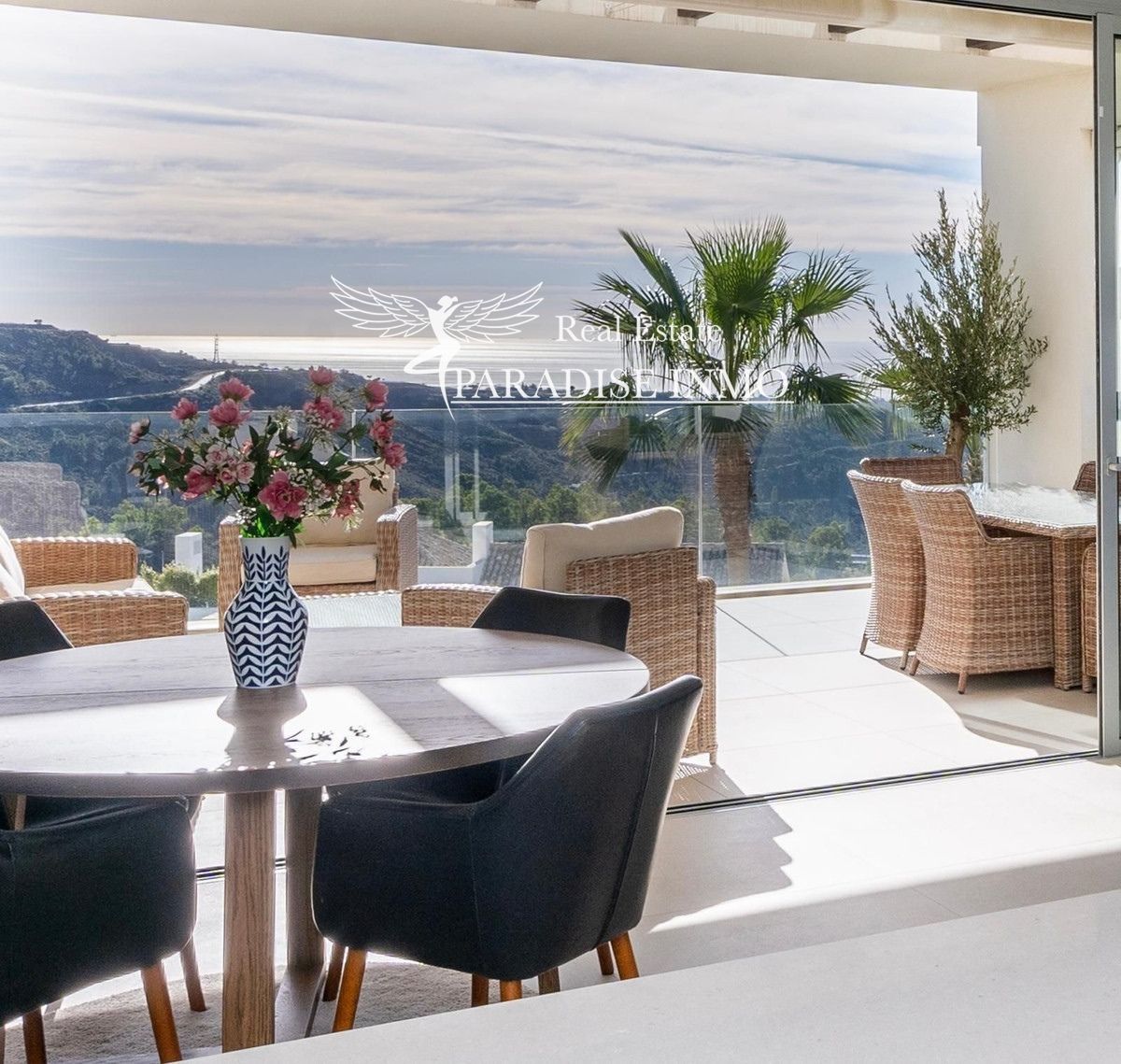 Flat for sale Benahavis, Málaga. Ref: 4007. Paradise Group 