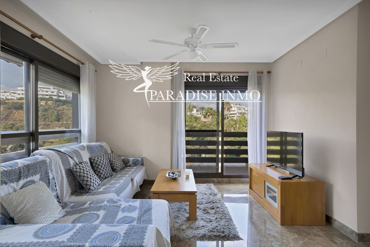 Flat for sale Estepona, Málaga. Ref: 4009. Paradise Group 