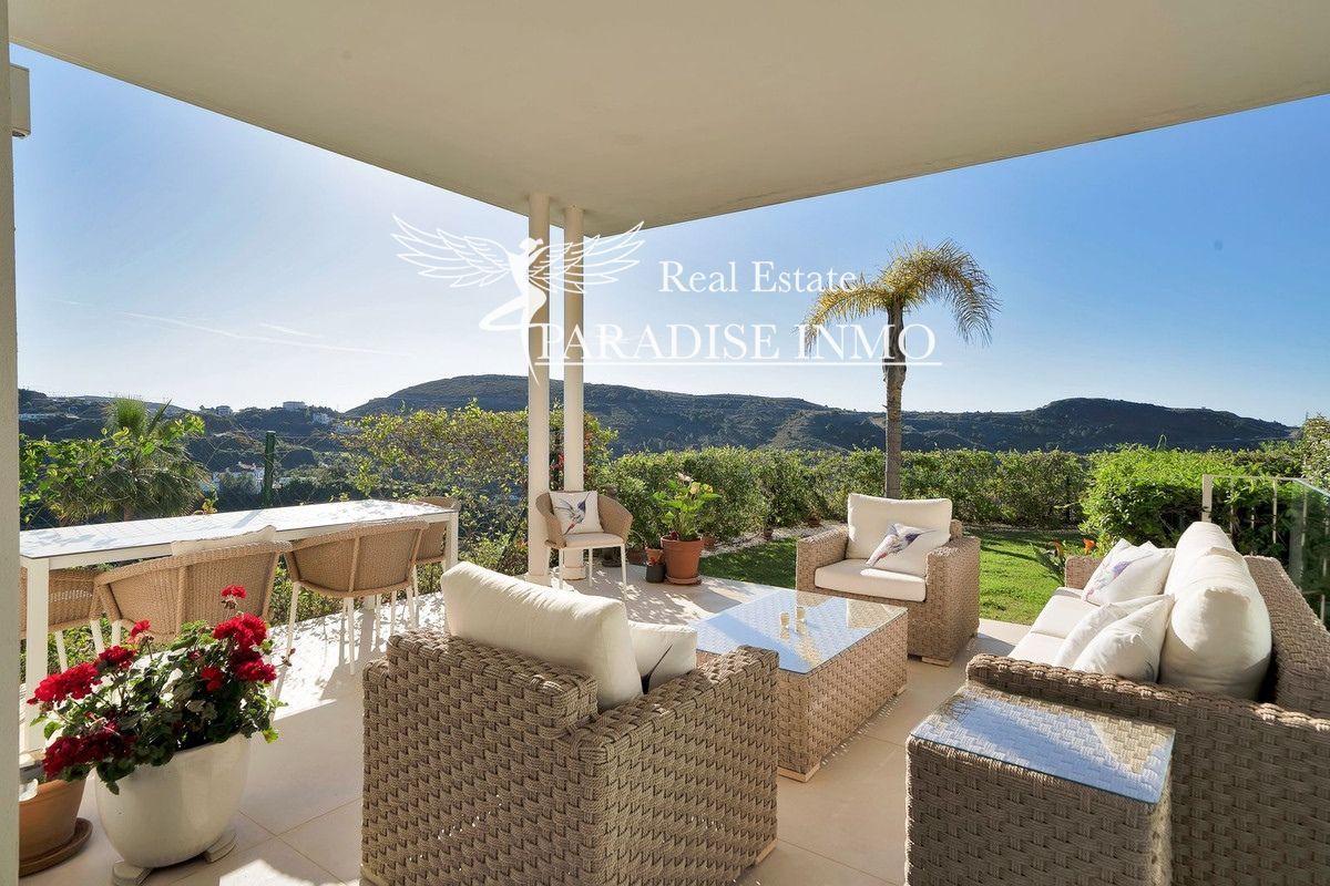 Flat for sale Benahavis, Málaga. Ref: 4014. Paradise Group 
