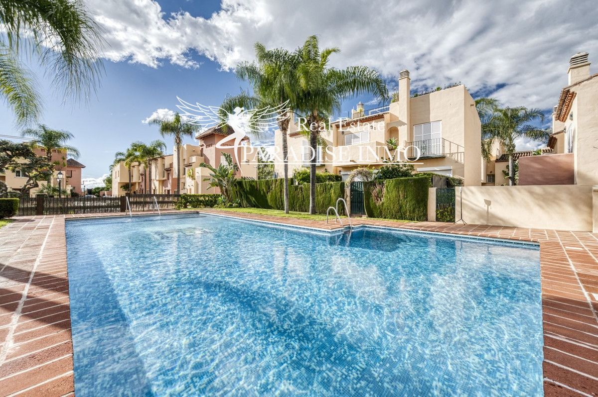 House for sale Marbella, Málaga. Ref: 4019. Paradise Group 
