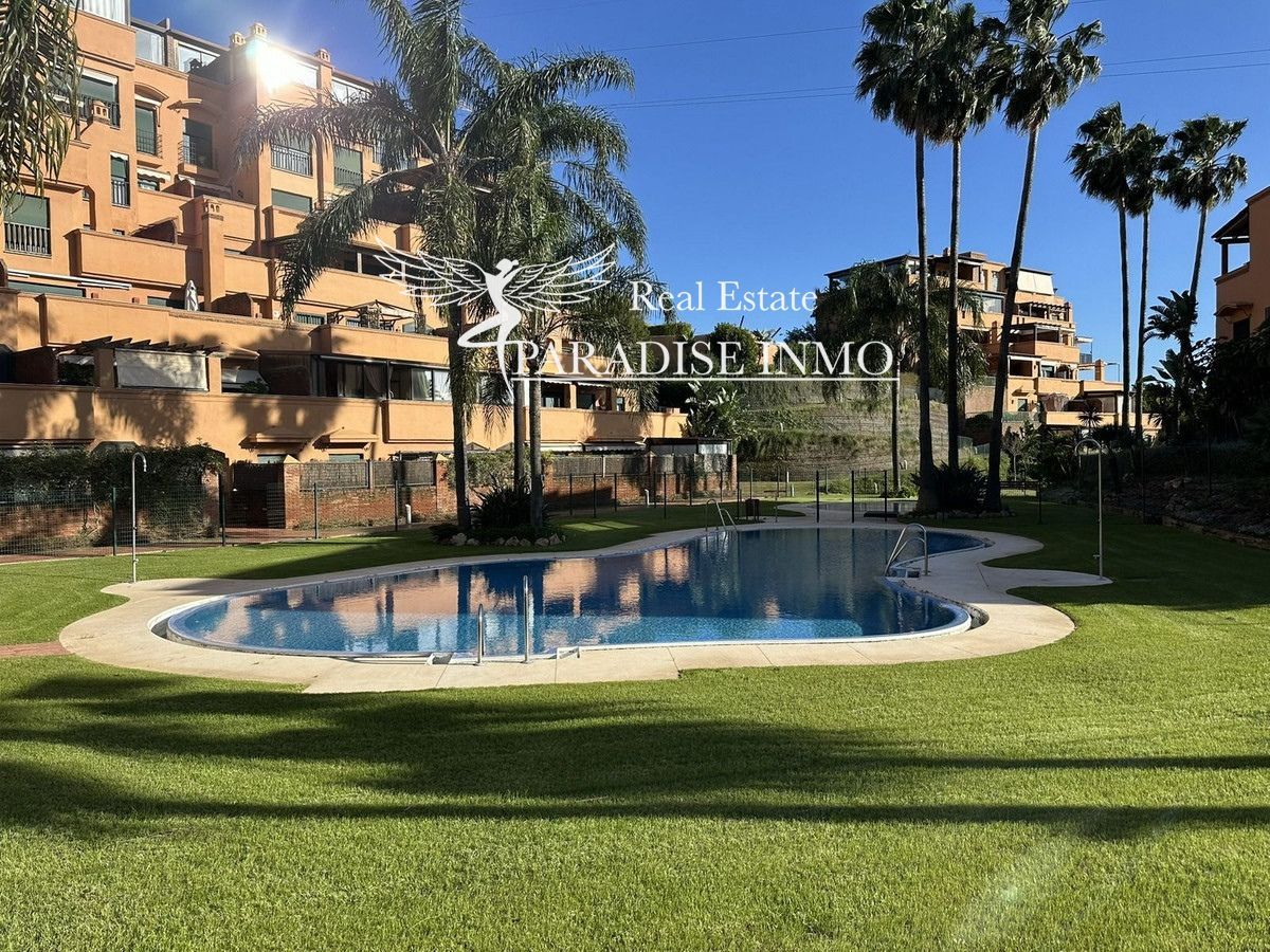 Flat for sale Marbella, Málaga. Ref: 4032. Paradise Group 