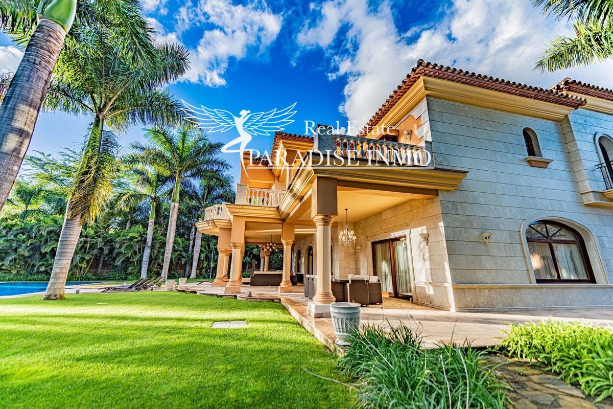 Detached villa for sale Marbella, Málaga. Ref: 4040. Paradise Group 