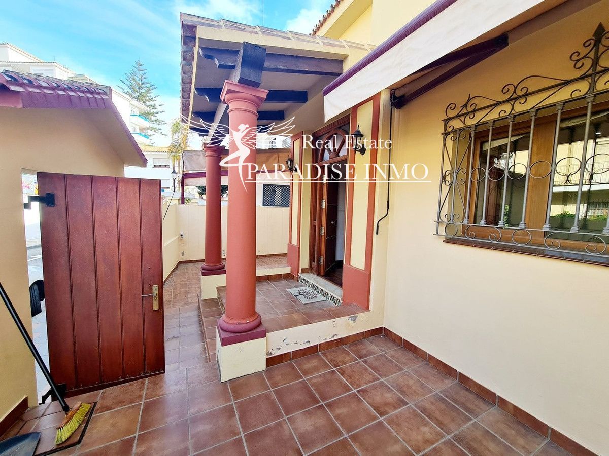 Detached villa for sale Fuengirola, Málaga. Ref: 4041. Paradise Group 