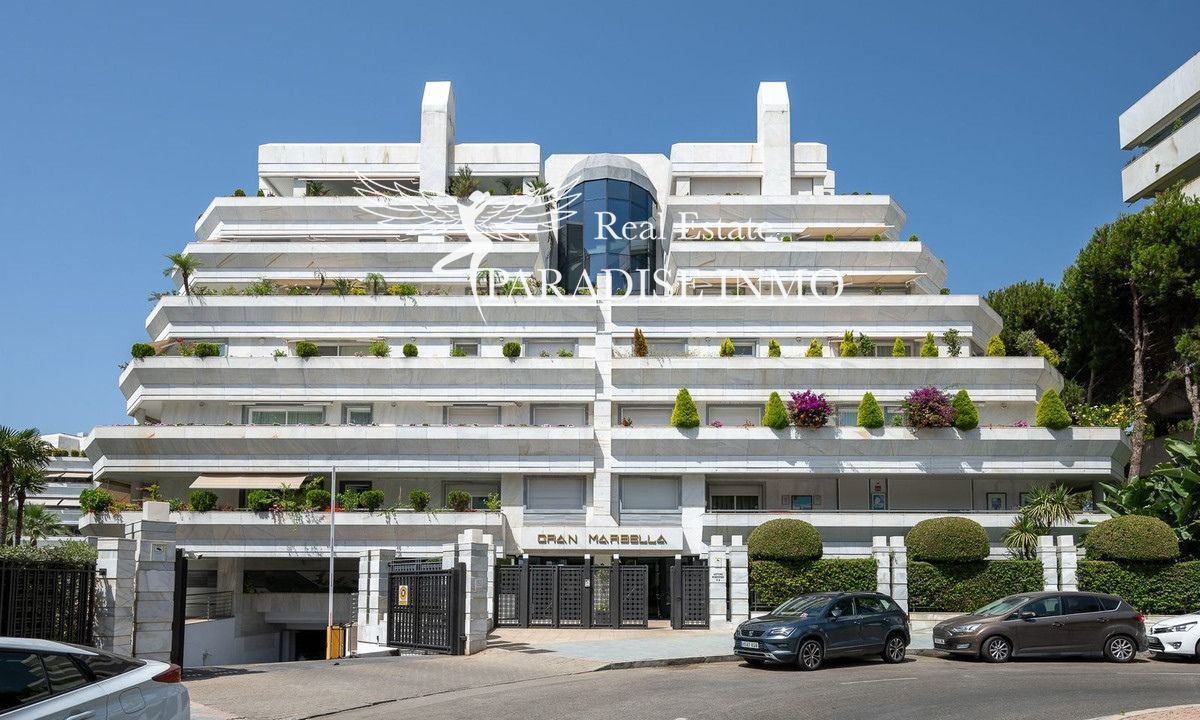 Flat for sale Marbella, Málaga. Ref: 4067. Paradise Group 