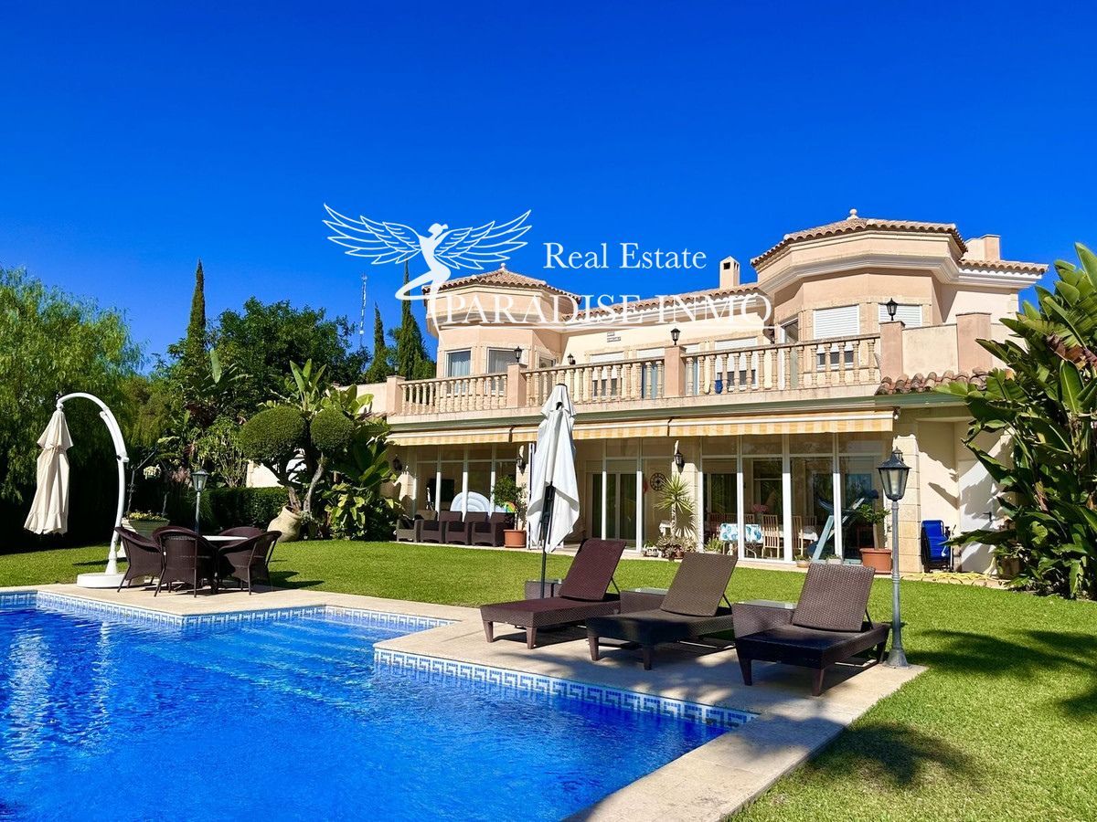 Detached villa for sale Marbella, Málaga. Ref: 4105. Paradise Group 