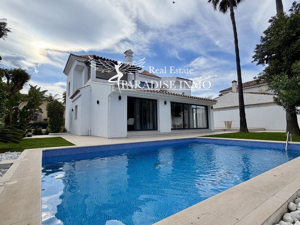 Detached villa for sale Marbella, Málaga. Ref: 4111. Paradise Group 