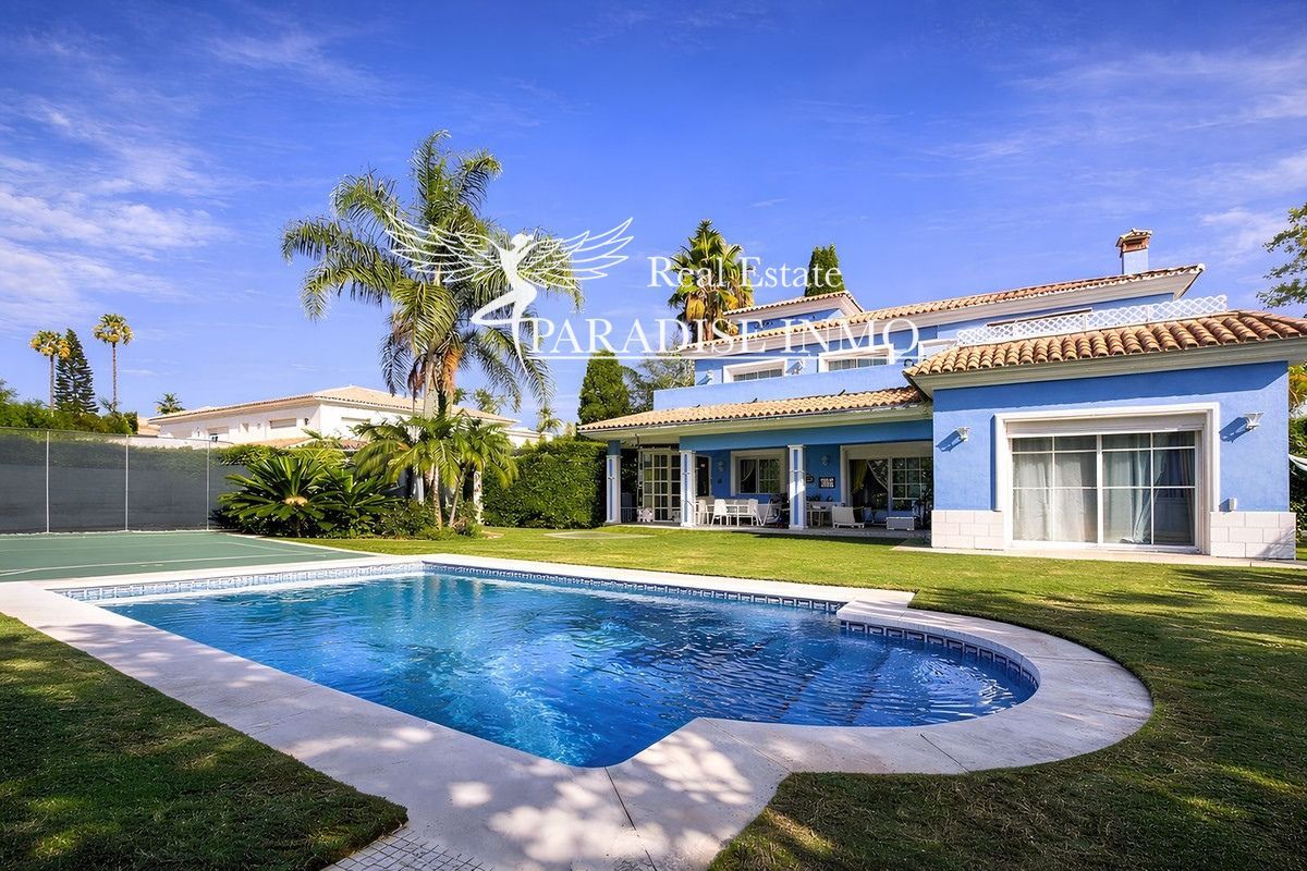 Detached villa for sale Marbella, Málaga. Ref: 4120. Paradise Group 