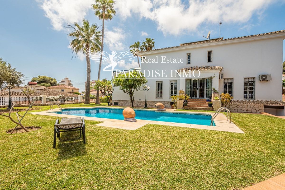 Detached villa for sale Benalmádena, Málaga. Ref: 4140. Paradise Group 