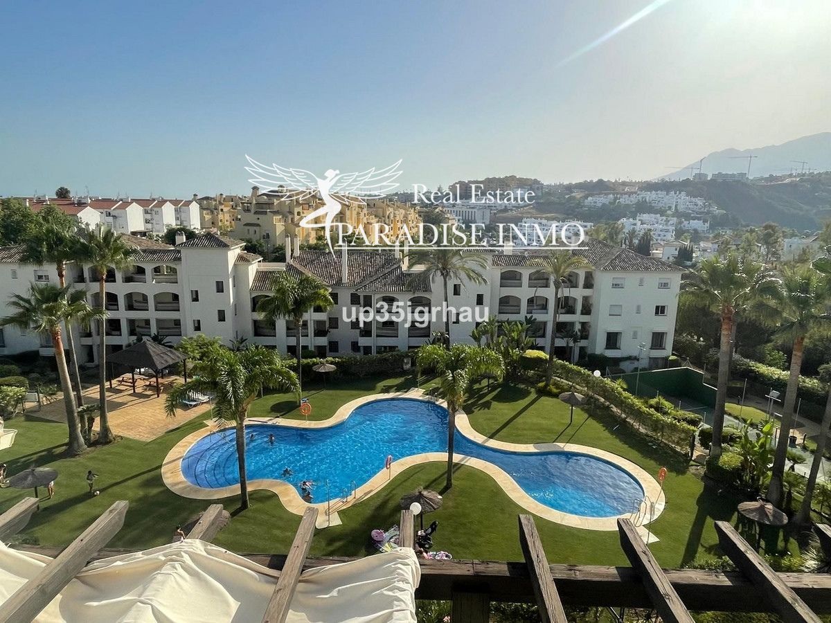 Flat for sale Estepona, Málaga. Ref: 4181. Paradise Group 