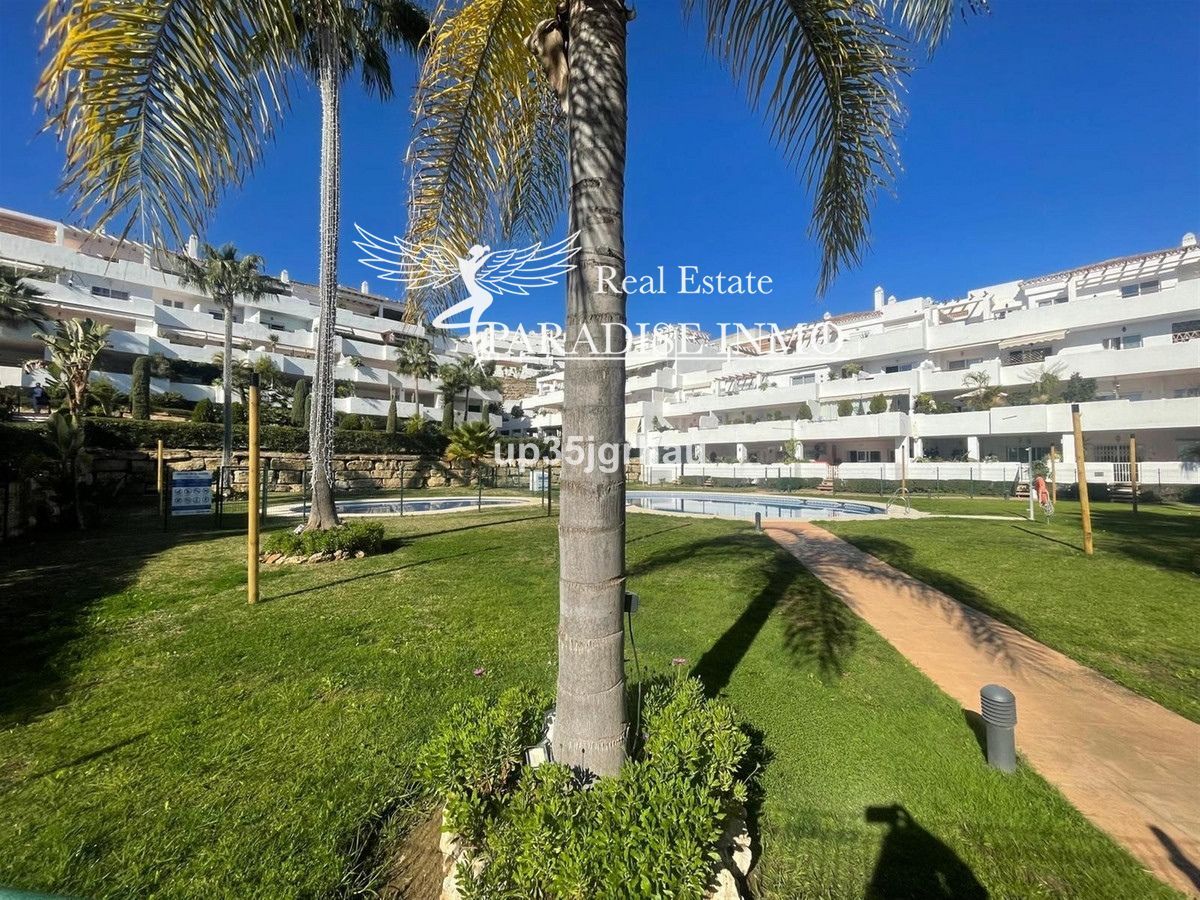 Flat for sale Estepona, Málaga. Ref: 4183. Paradise Group 