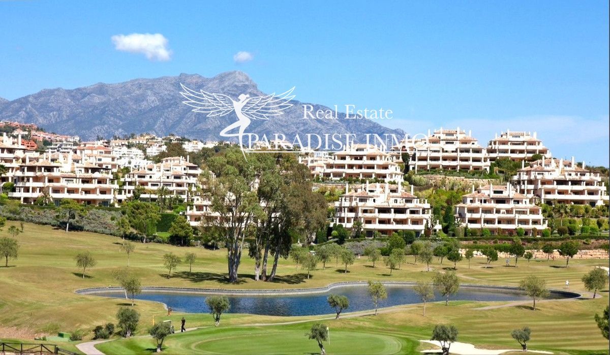 Flat for sale Benahavis, Málaga. Ref: 4202. Paradise Group 
