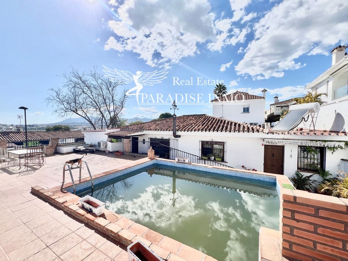 Detached villa for sale Marbella, Málaga. Ref: 4203. Paradise Group 
