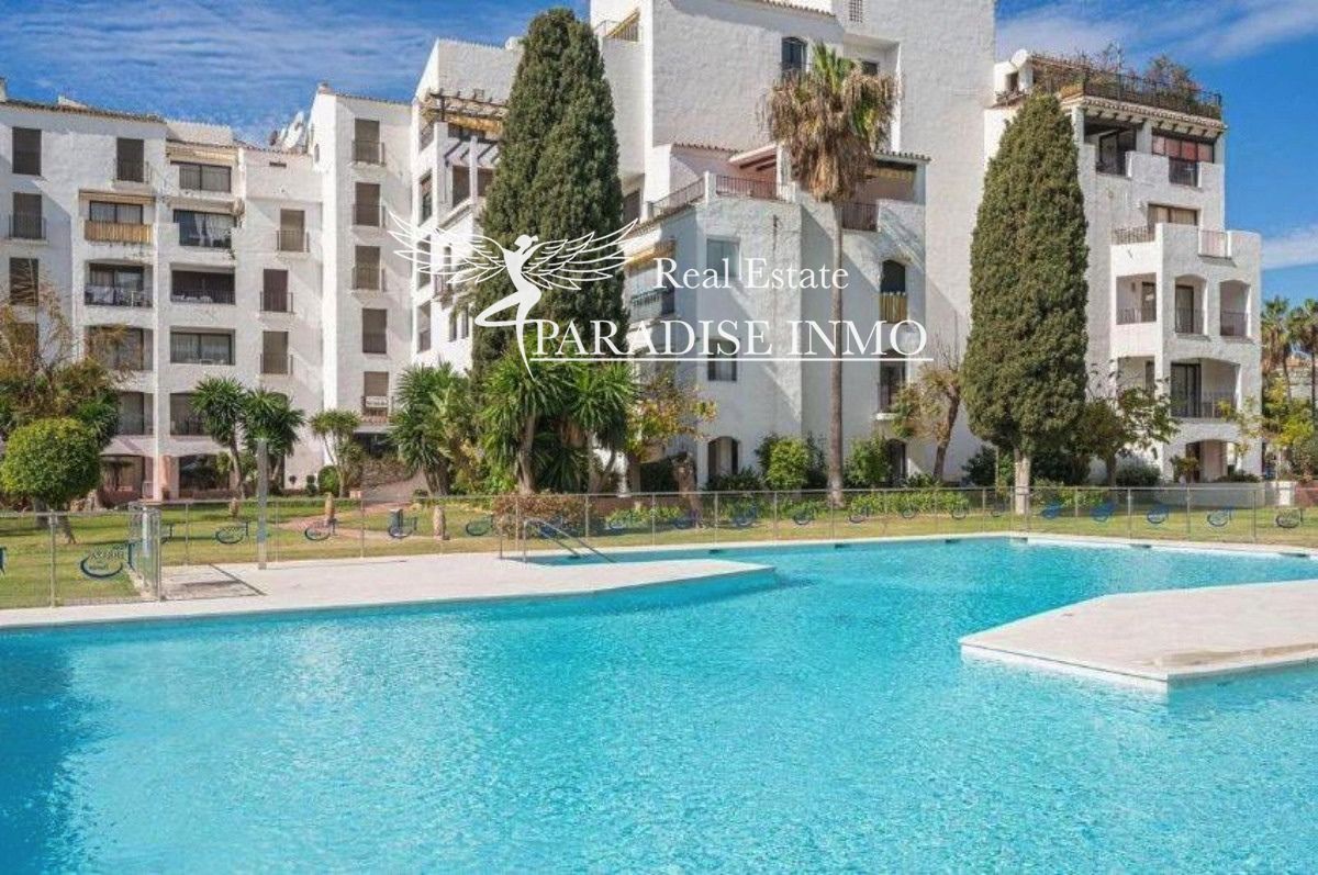 Flat for sale Marbella, Málaga. Ref: 4247. Paradise Group 