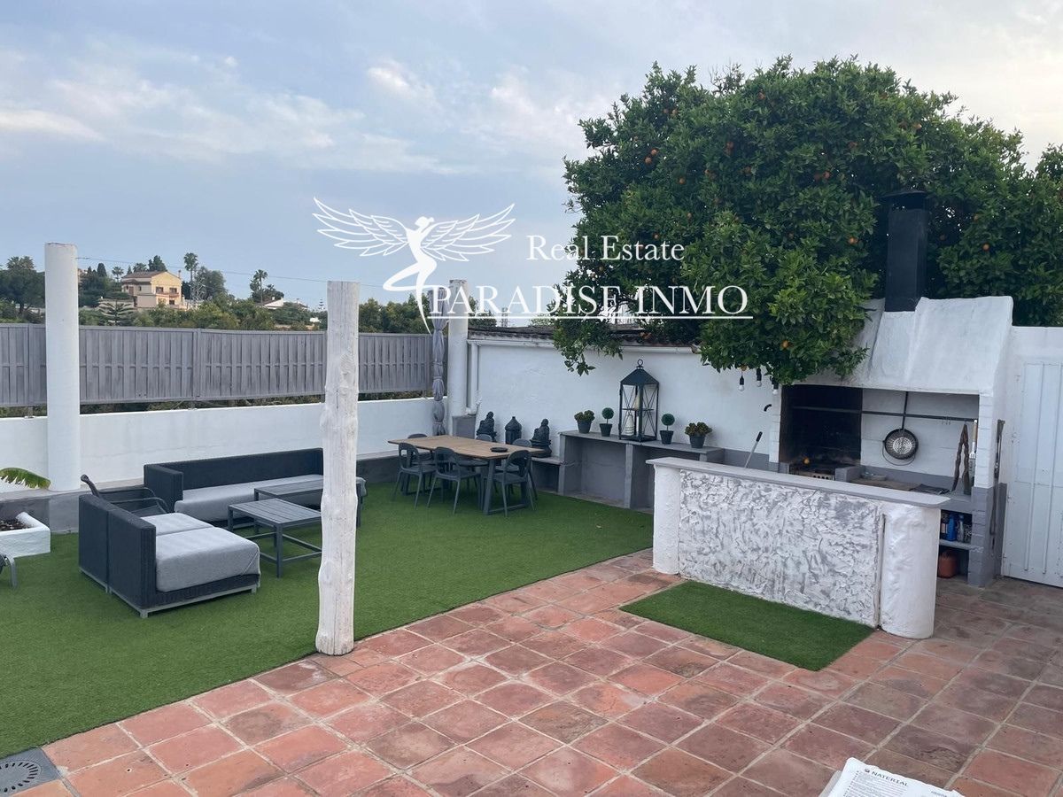 Detached villa for sale Marbella, Málaga. Ref: 4252. Paradise Group 