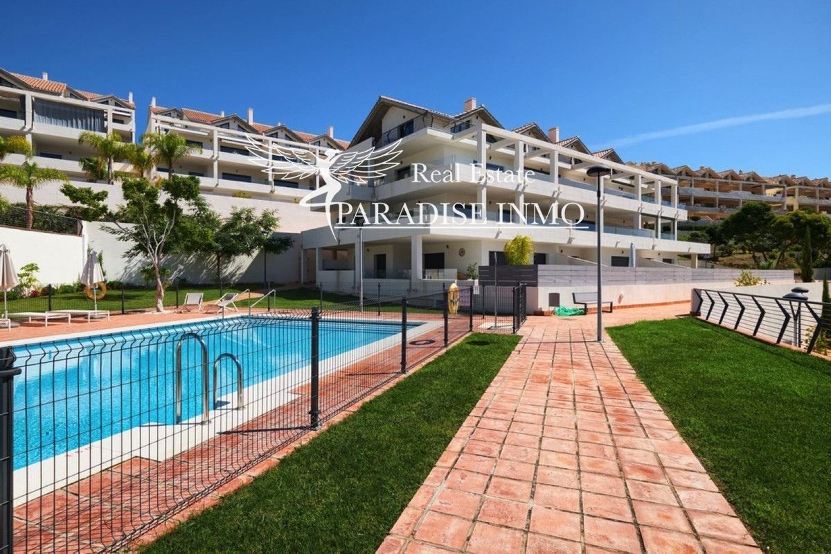 Flat for sale Estepona, Málaga. Ref: 4286. Paradise Group 