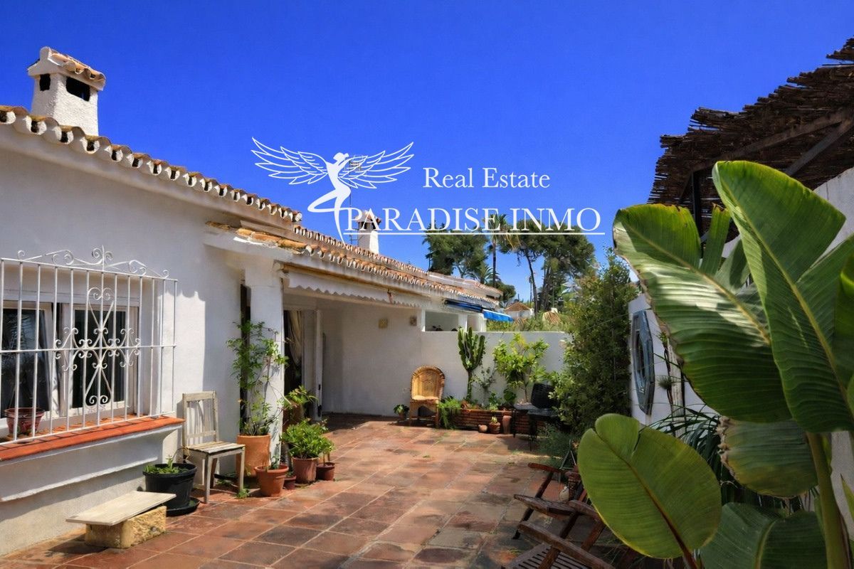 Detached villa for sale Estepona, Málaga. Ref: 4288. Paradise Group 