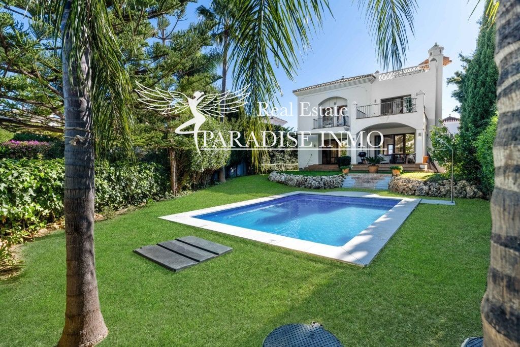 Detached villa for sale Estepona, Málaga. Ref: 4328. Paradise Group 