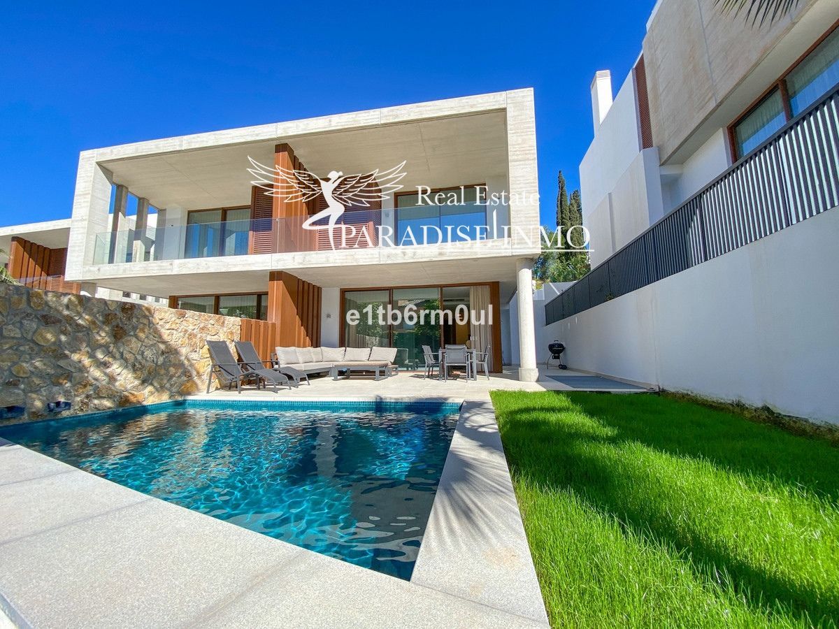 Detached villa for sale Marbella, Málaga. Ref: 4347. Paradise Group 