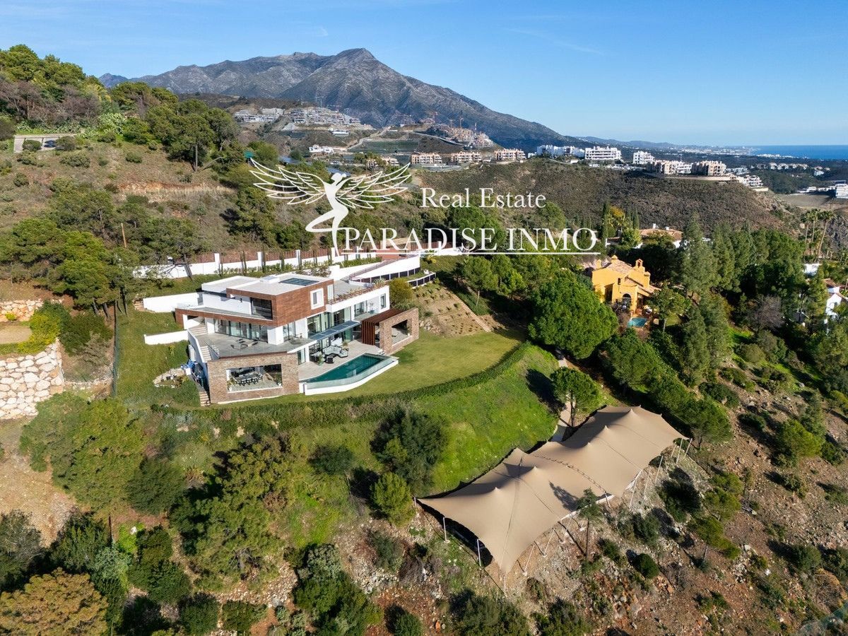 Detached villa for sale Benahavis, Málaga. Ref: 4370. Paradise Group 