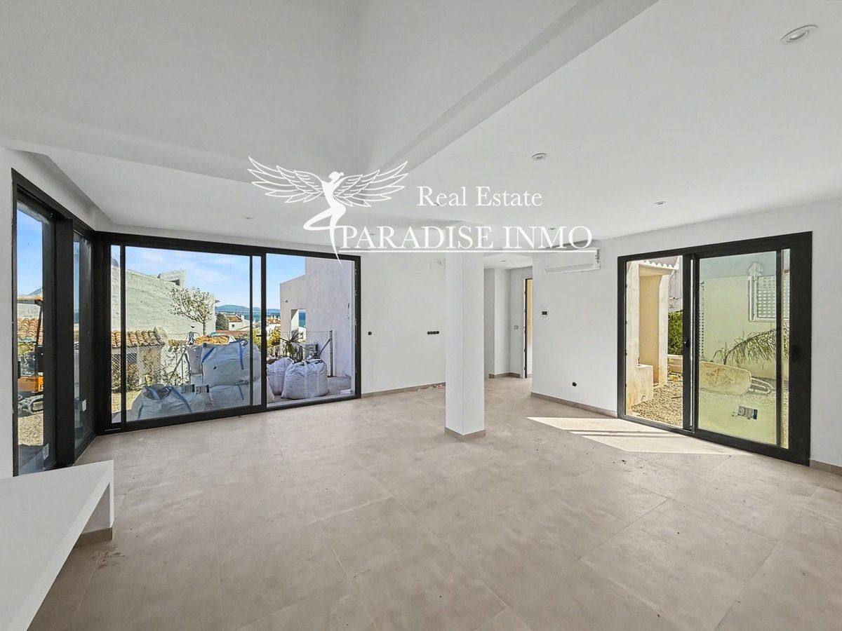 Detached villa for sale Estepona, Málaga. Ref: 4377. Paradise Group 