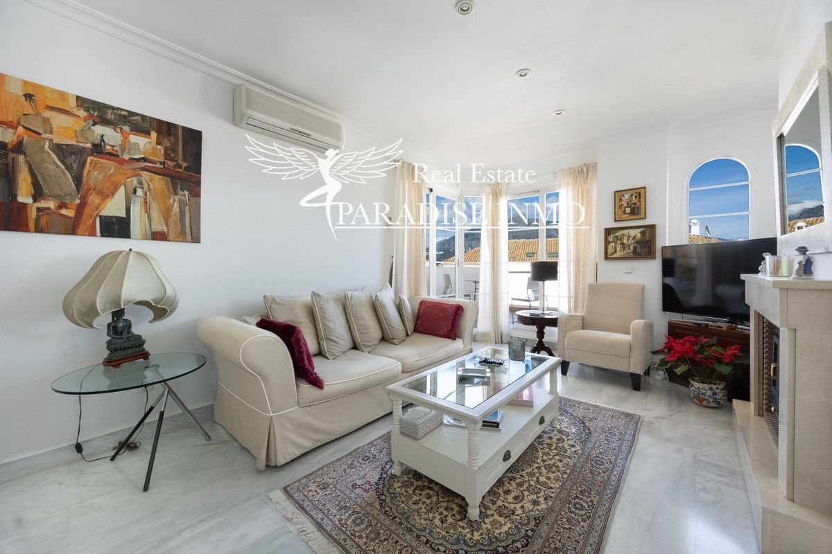Flat for sale Marbella, Málaga. Ref: 4383. Paradise Group 