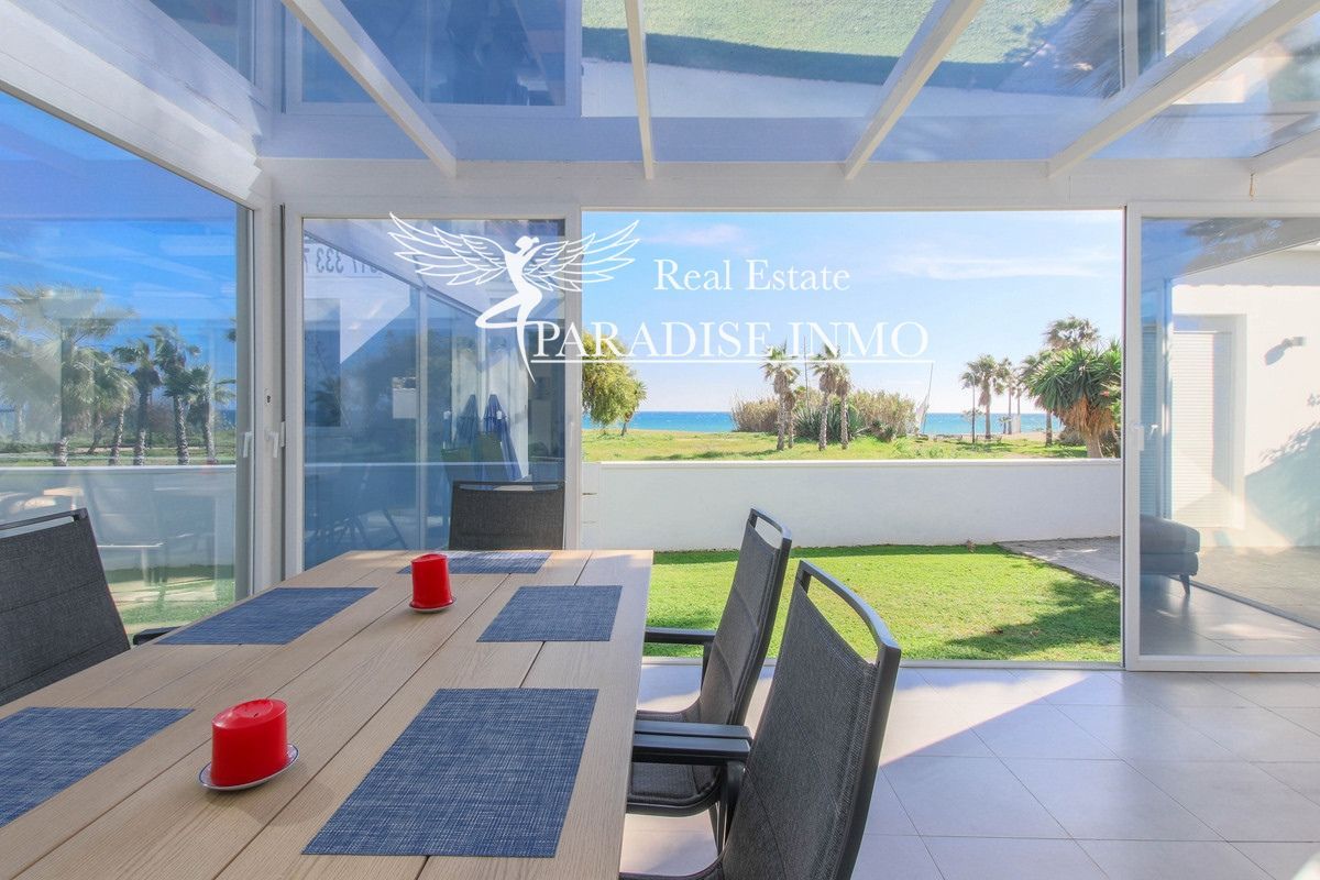 Detached villa for sale Estepona, Málaga. Ref: 4391. Paradise Group 