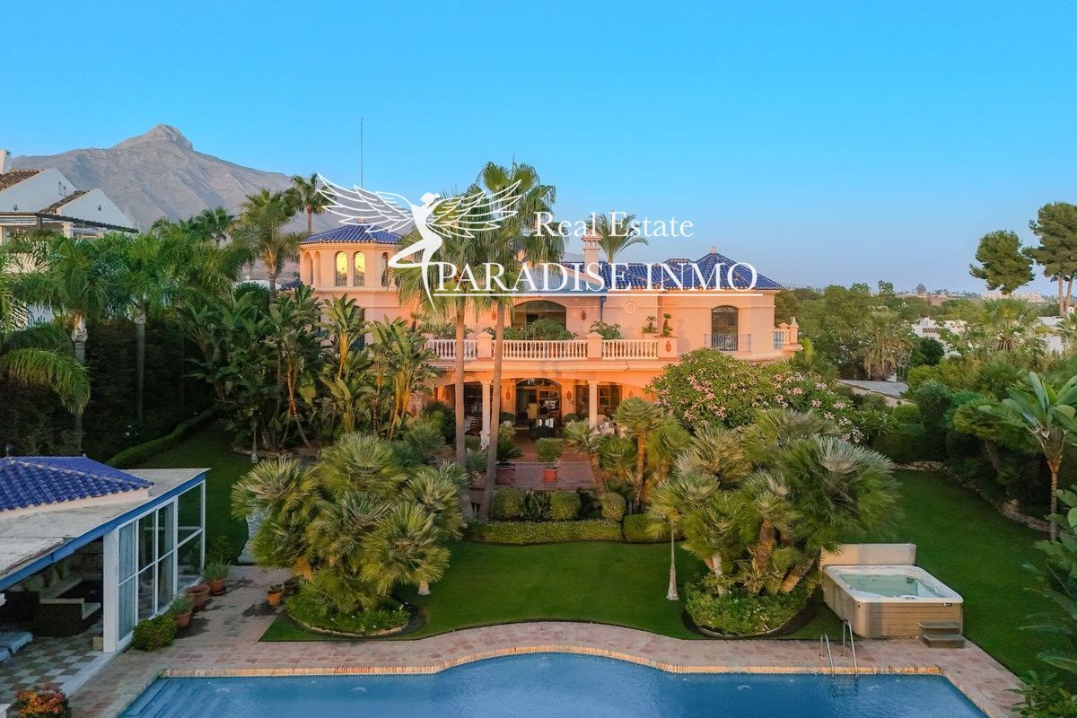 Detached villa for sale Marbella, Málaga. Ref: 4437. Paradise Group 