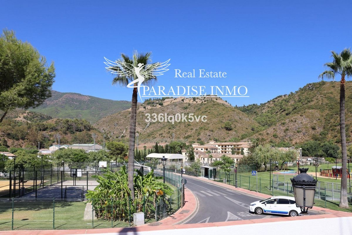 Flat for sale Benahavis, Málaga. Ref: 4482. Paradise Group 
