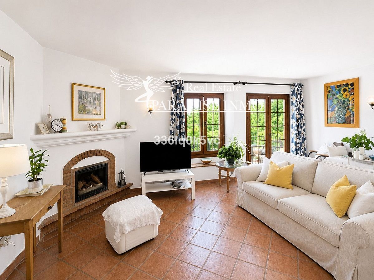 Flat for sale Benahavis, Málaga. Ref: 4489. Paradise Group 