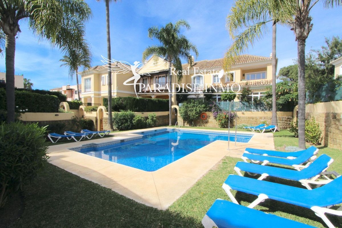Detached villa for sale Marbella, Málaga. Ref: 4540. Paradise Group 