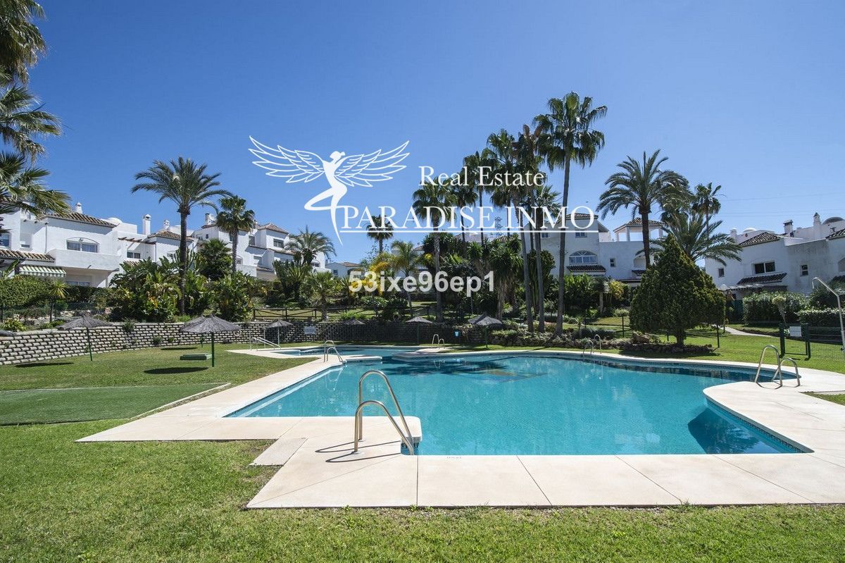 Detached villa for sale Estepona, Málaga. Ref: 4552. Paradise Group 
