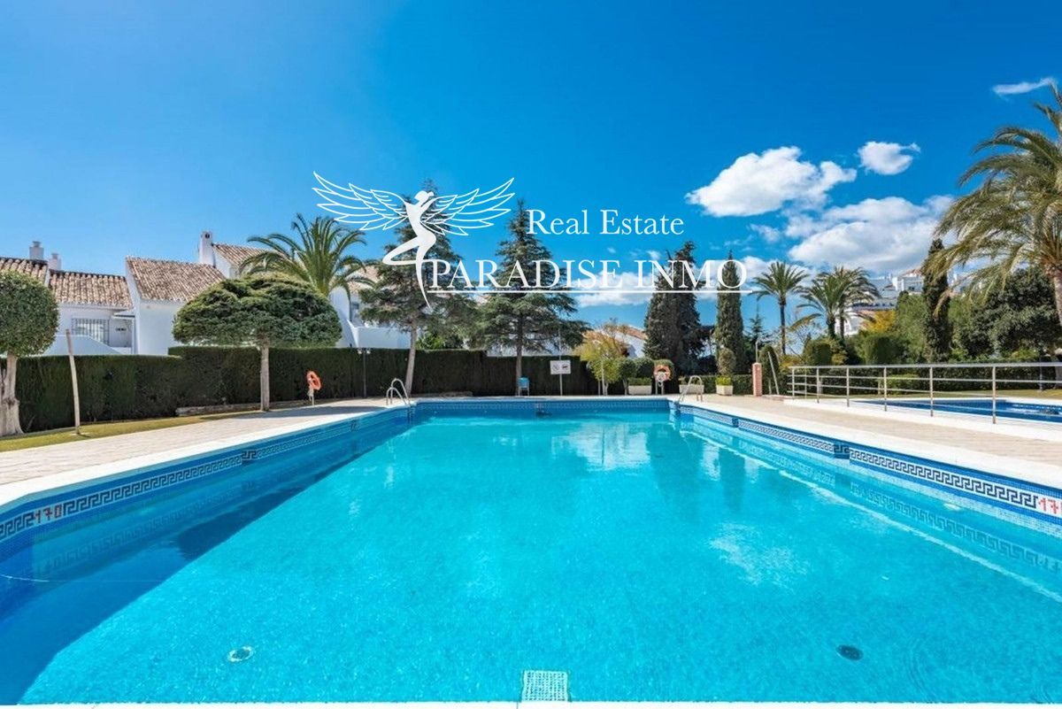 Flat for sale Marbella, Málaga. Ref: 4588. Paradise Group 